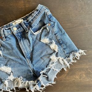 Abercrombie Curve Love Mom Short